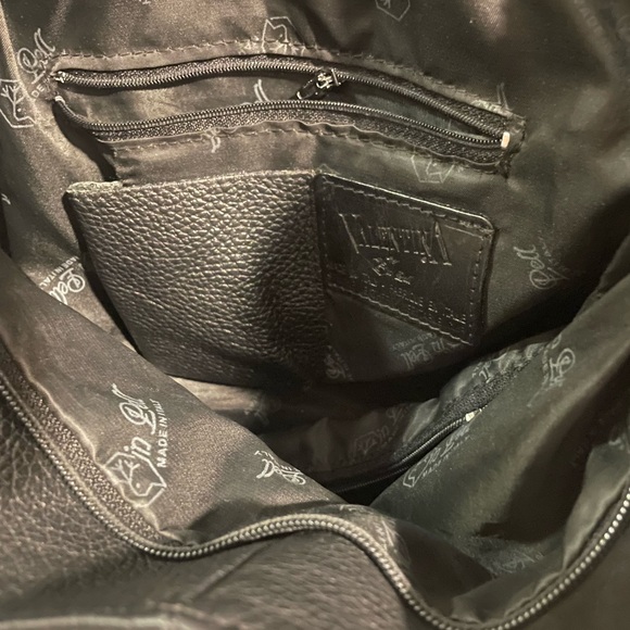 Valentina Black Leather Tote Bag - Picture 7 of 8